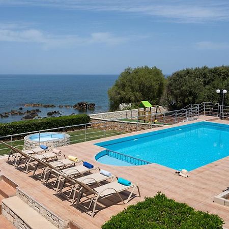 Beachfront Family Villa Katerina With Private Pool, Playground, Bbq & Amazing Sea Views! Petres  Extérieur photo