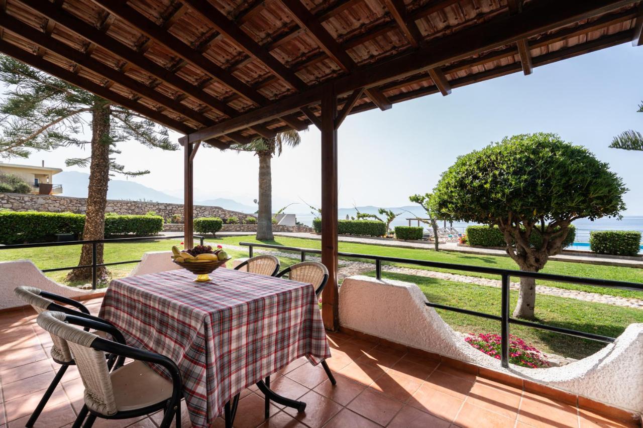 Beachfront Family Villa Katerina With Private Pool, Playground, Bbq & Amazing Sea Views! Petres  Extérieur photo