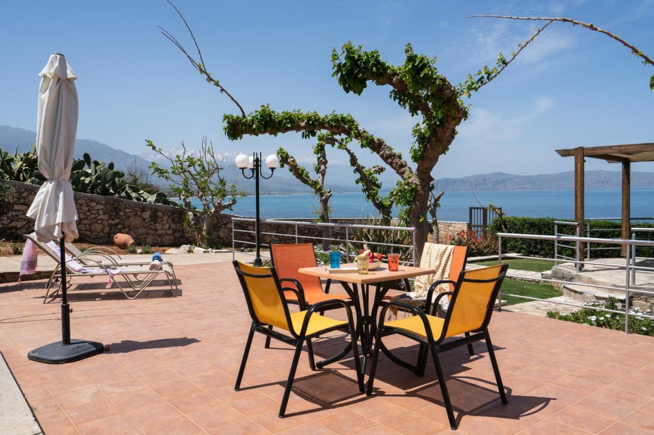 Beachfront Family Villa Katerina With Private Pool, Playground, Bbq & Amazing Sea Views! Petres  Extérieur photo
