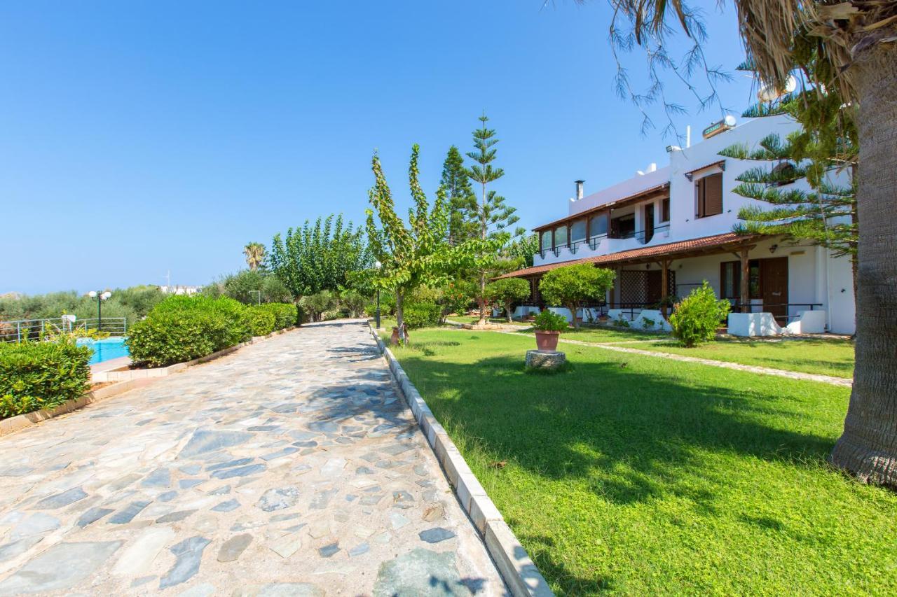 Beachfront Family Villa Katerina With Private Pool, Playground, Bbq & Amazing Sea Views! Petres  Extérieur photo