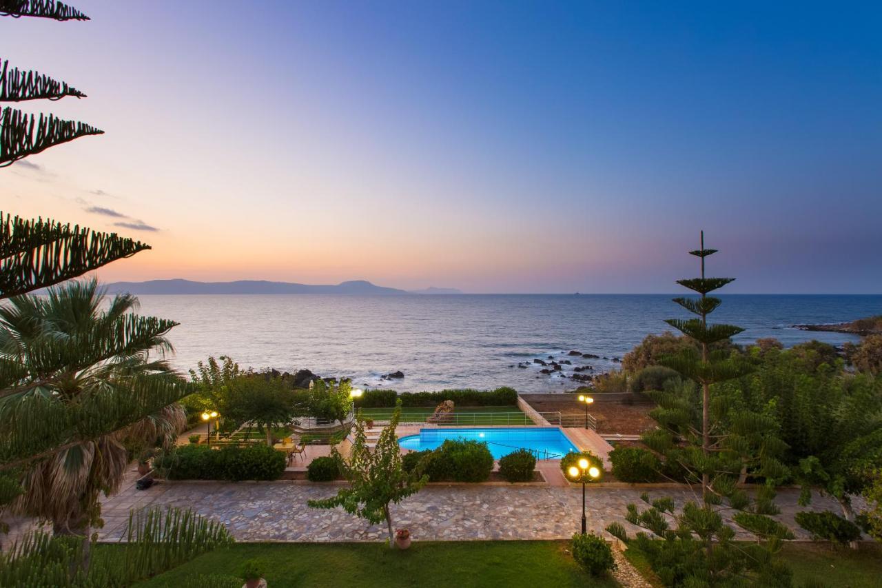 Beachfront Family Villa Katerina With Private Pool, Playground, Bbq & Amazing Sea Views! Petres  Extérieur photo