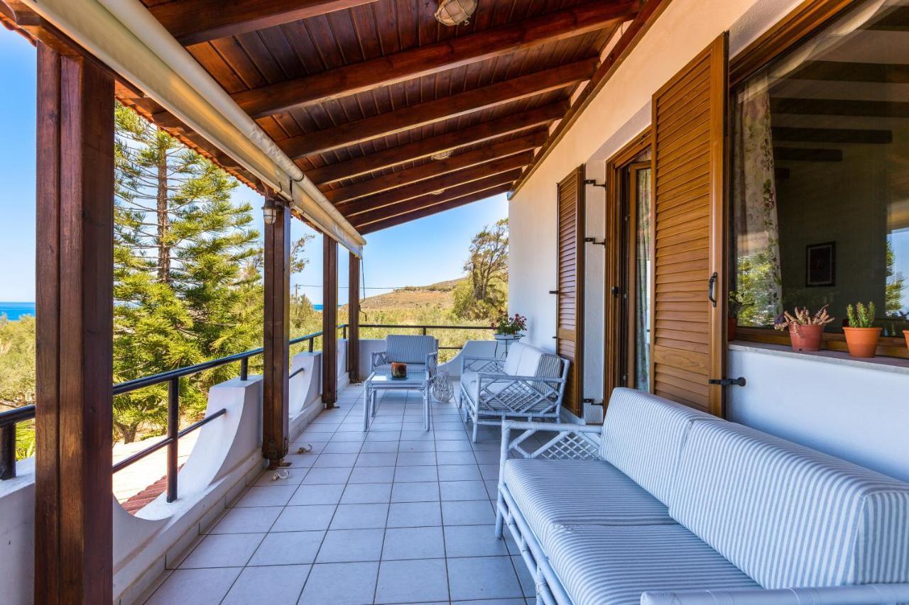 Beachfront Family Villa Katerina With Private Pool, Playground, Bbq & Amazing Sea Views! Petres  Extérieur photo